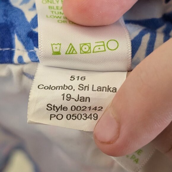 Lilly Pulitzer Buttercup Stretch Short Crew Blue Tint Kaleidoscope Women's sz 14 - Picture 8 of 8